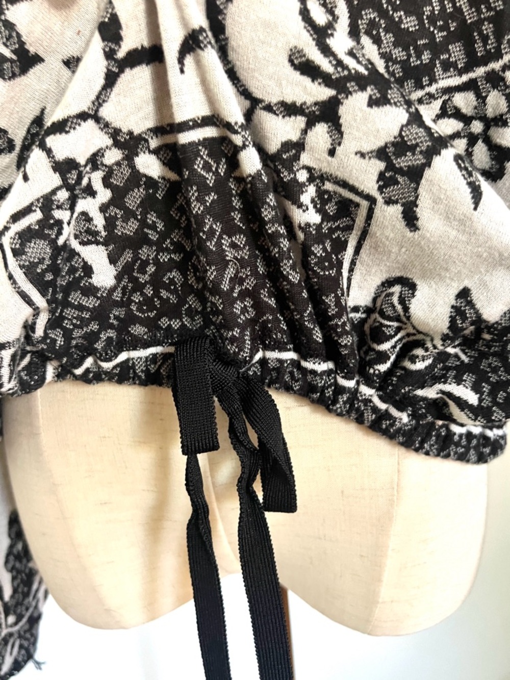 Free People Kanuk Embroidered Hoodie, Boho Hooded Drawstring Hem Size S - Picture 6 of 9